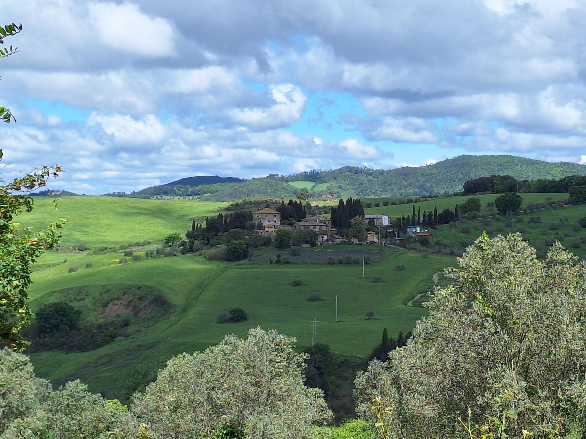 Lacollinatuscany Between San Gimignano And Volterra Bagian luar foto
